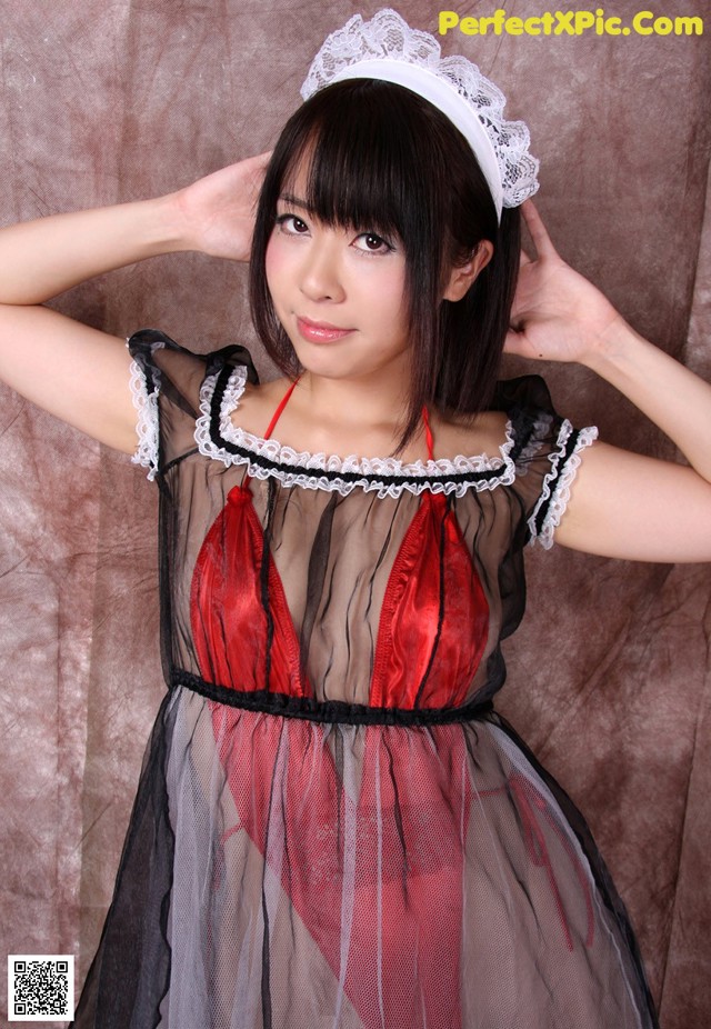 Rin Yoshino - Avy Metart Slit No.17e356